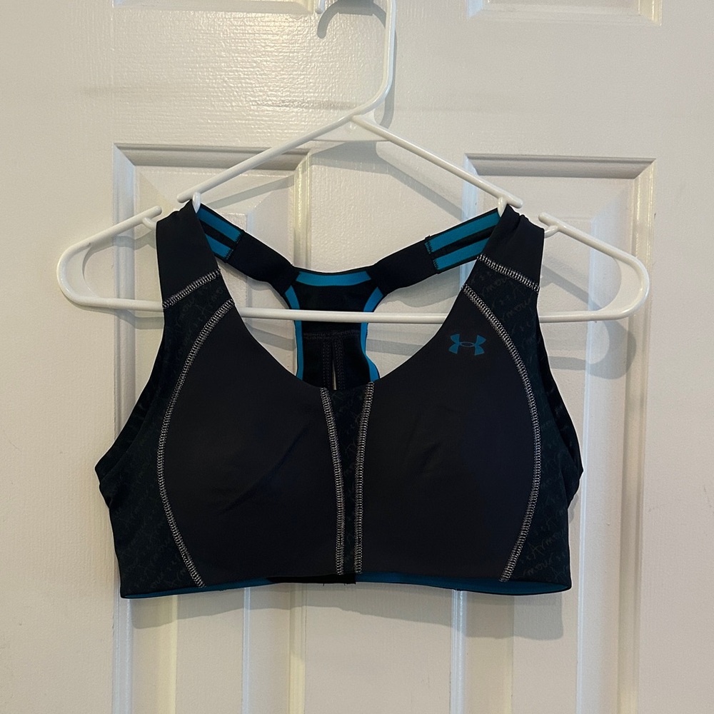 Under Armour Black and Blue Sports Bra - 34B
